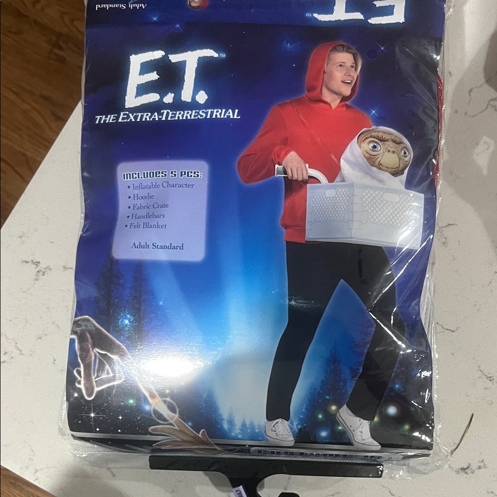 E.T. The Extra-Terrestrial Costume Set